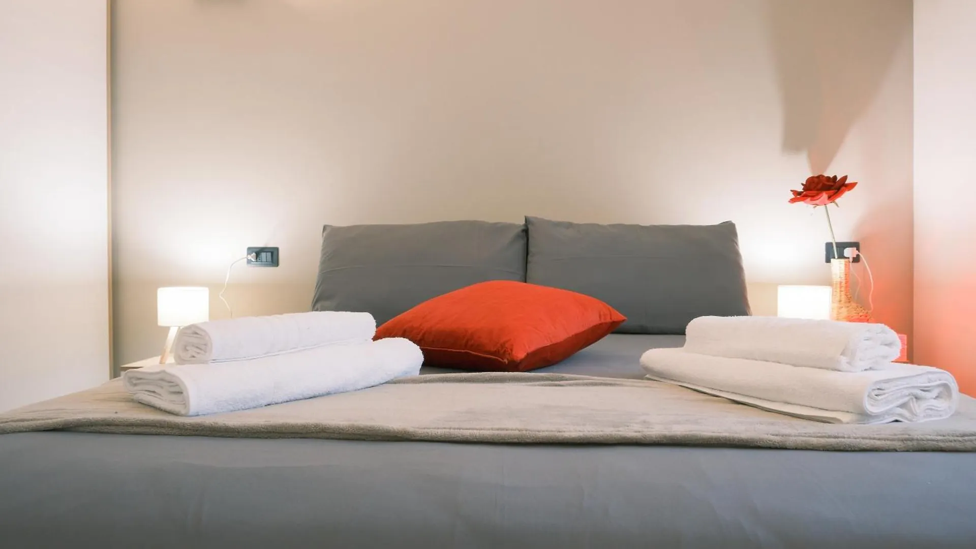Apartmán Costa Blu - Terrace Overlooking The Lake & Pool Riva di Solto