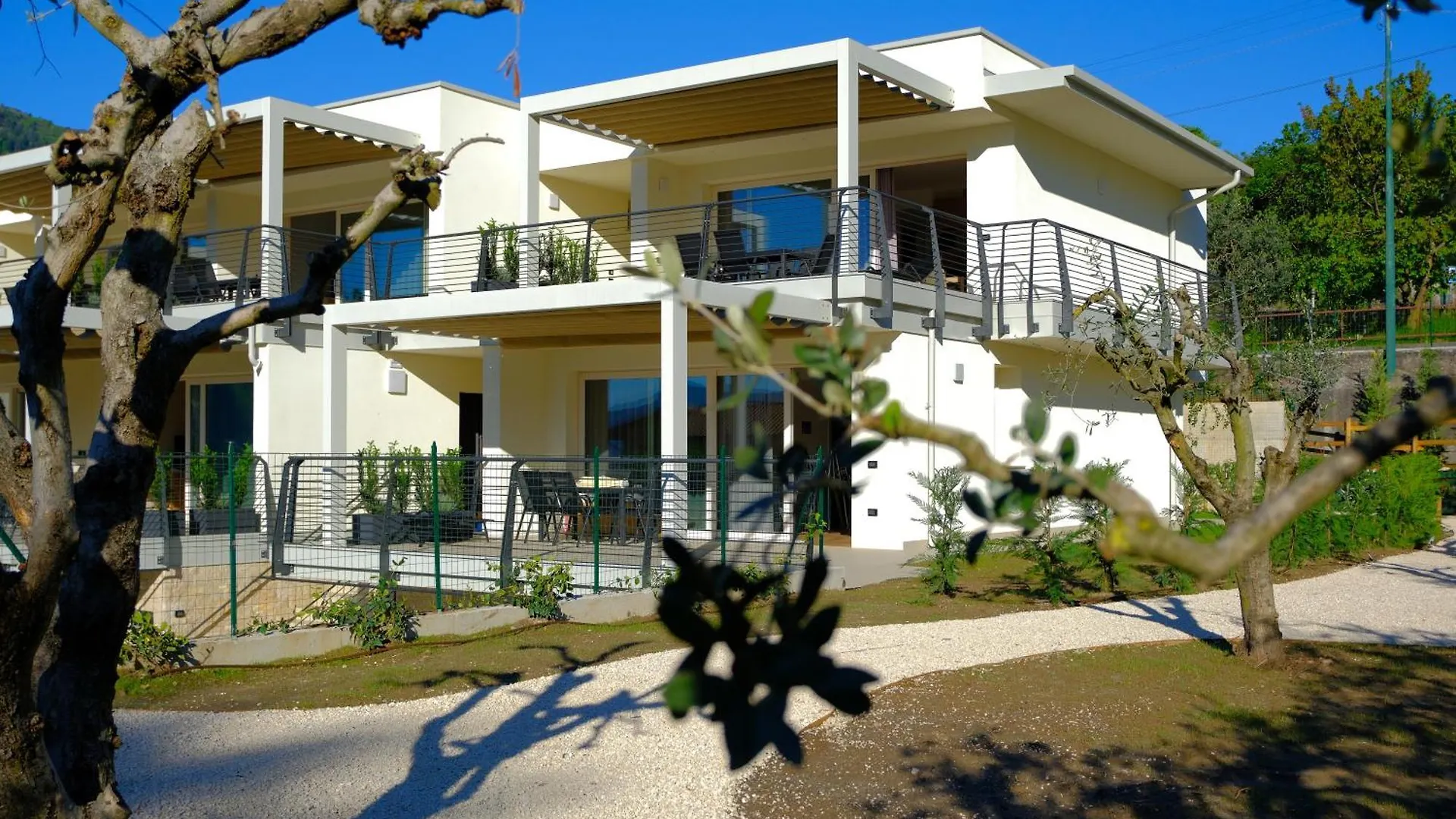 ריבה די סולטו Costa Blu - Terrace Overlooking The Lake & Pool 0*, ריבה די סולטו