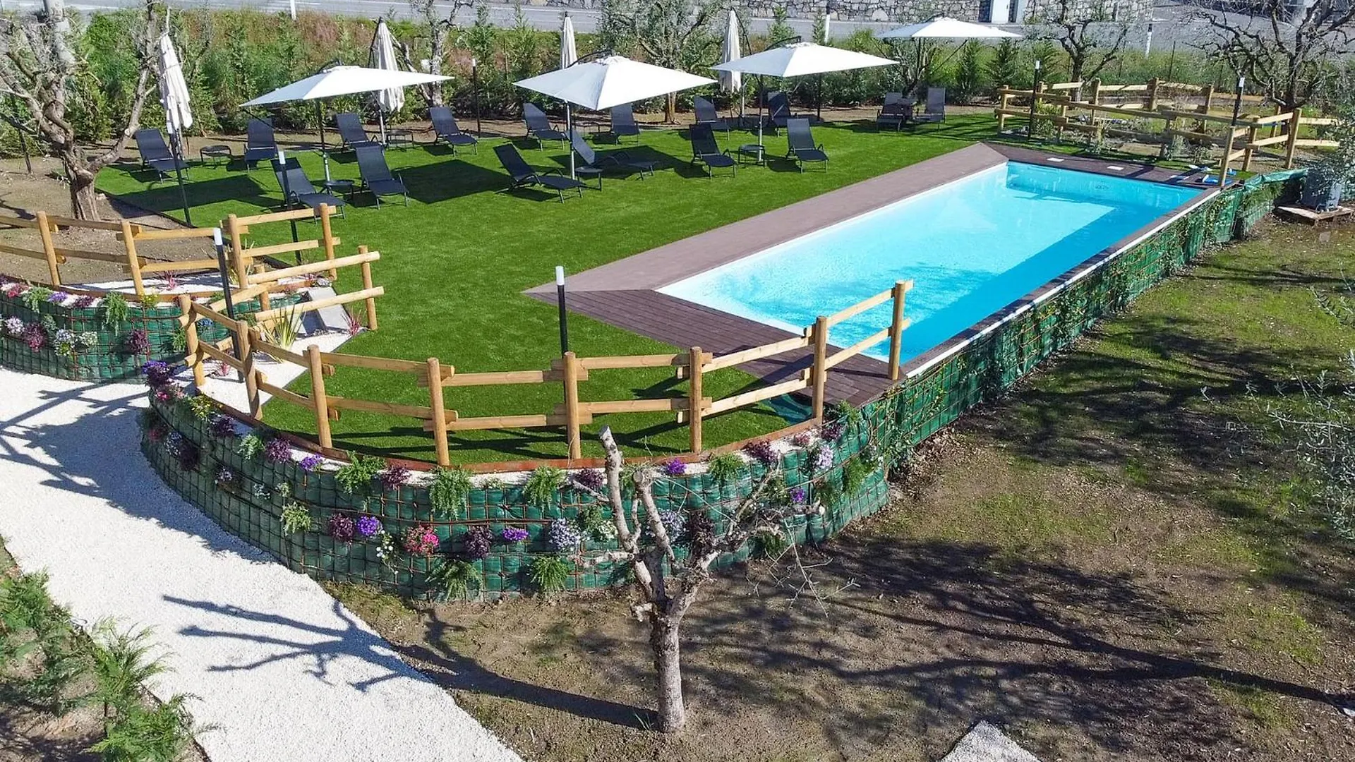 Costa Blu - Terrace Overlooking The Lake & Pool Riva di Solto
